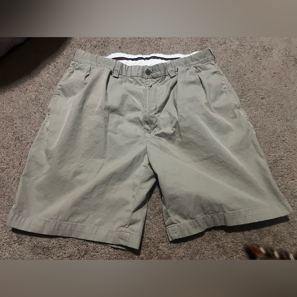 Ralph Lauren Men's Tan Shorts